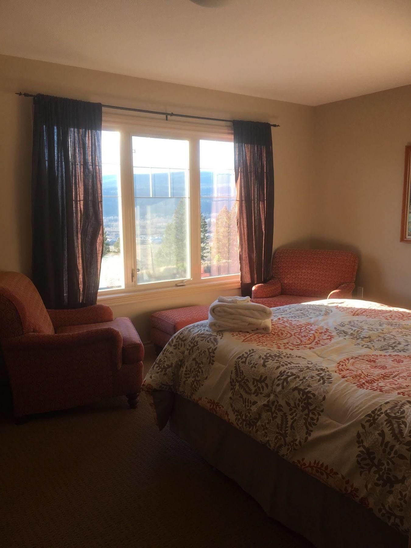 Radium Vacation Rental 3 Bedroom Townhome With Views インヴァーミア エクステリア 写真